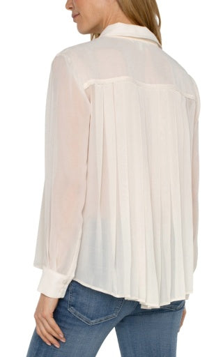 long slv woven shirt w/ pleat back detail