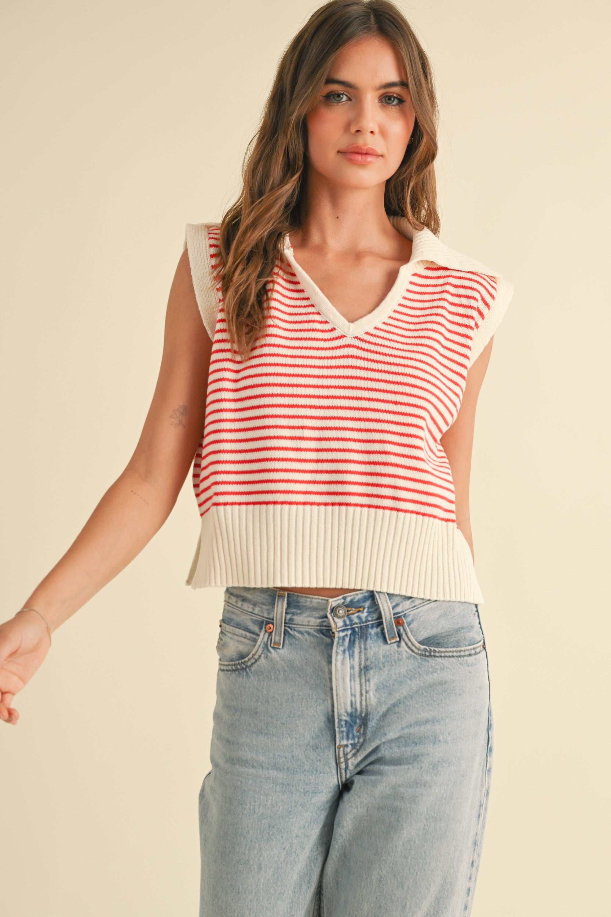 Miou Muse V-Neck Stripe Collared Knit Top  - RED/WHITE
