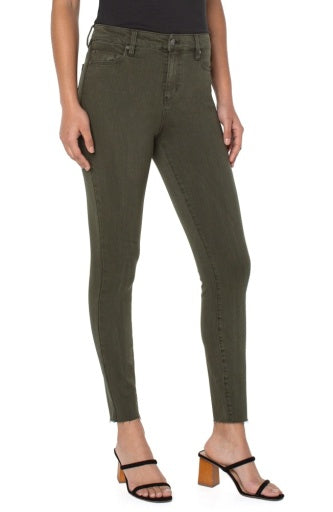 Abby hr ankle skinny w cut hem 28in ins