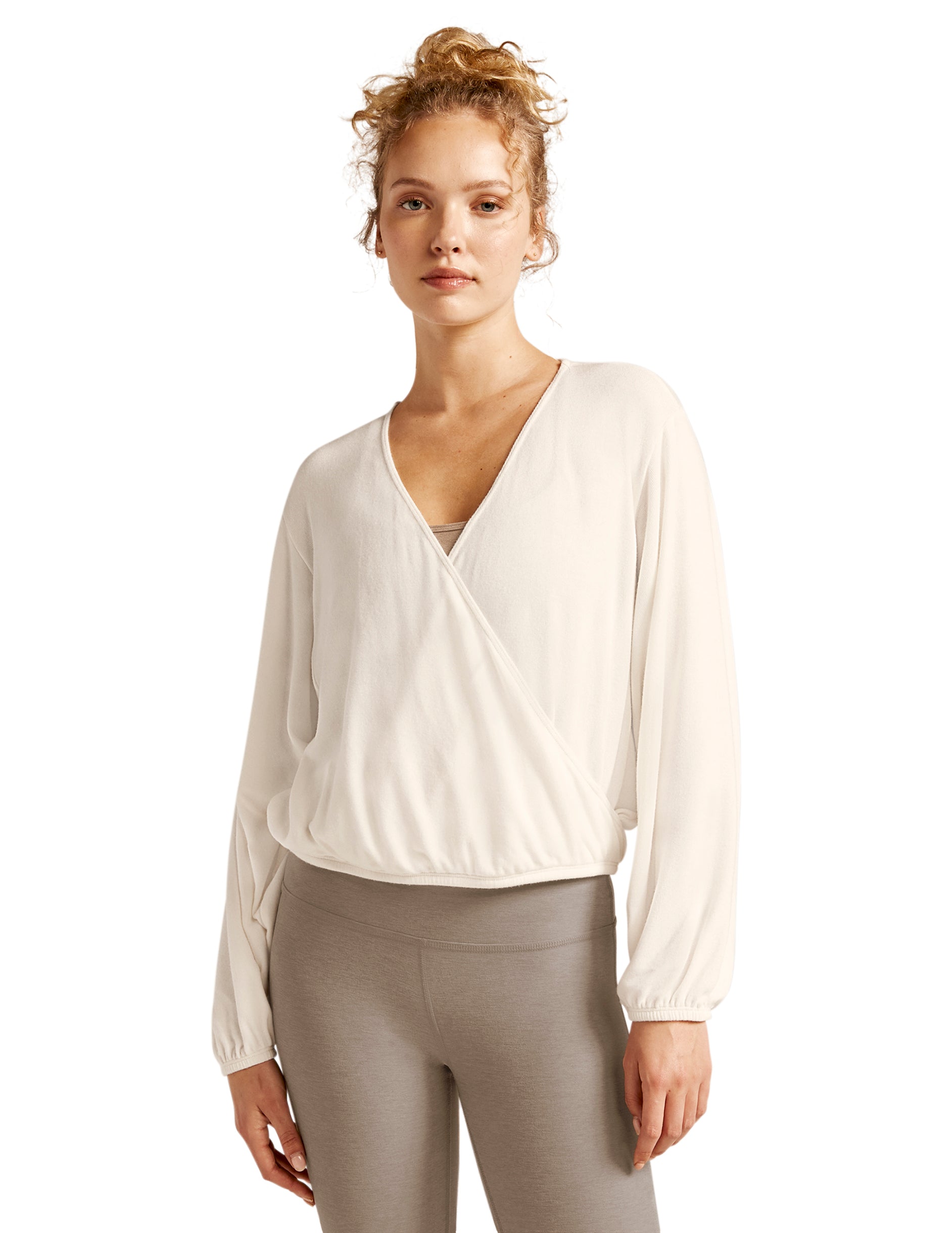Beyond Yoga Wrapped Up Pullover SNOW