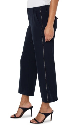 cargo crop pant w/ chain trim