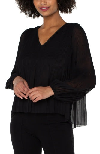 v-neck long sleeve pleated top