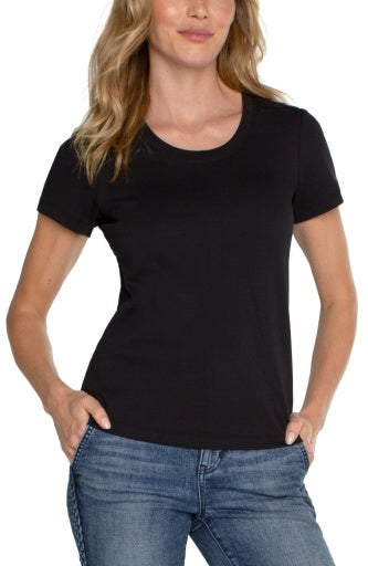 scoop neck short sleeve tee