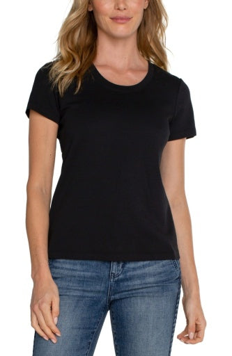 scoop neck short sleeve tee